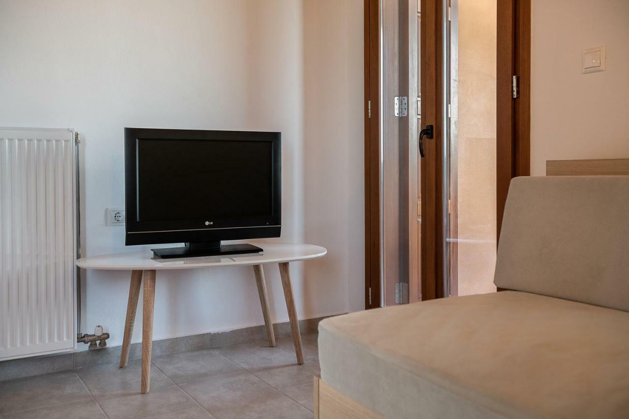 Androulakis Apartments Gerani  Exterior photo